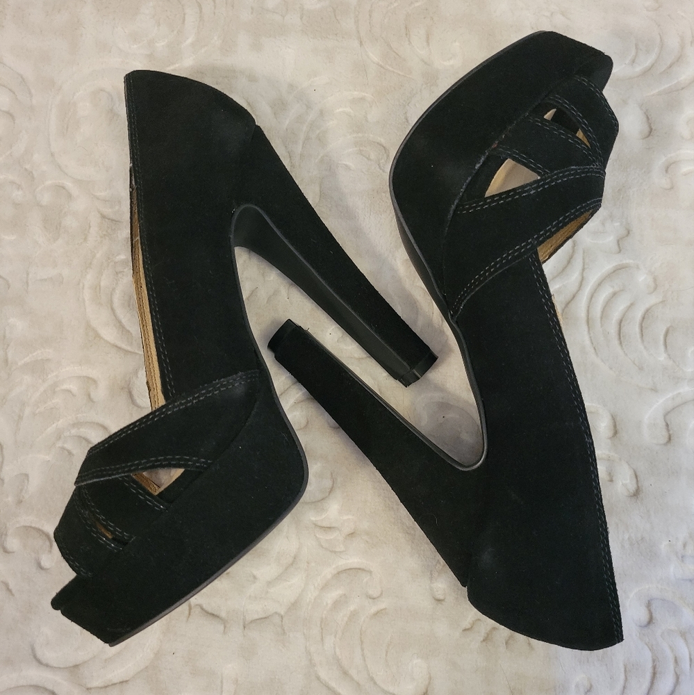*New▪︎STEVE MADDEN Pumps* - Picture 3 of 11